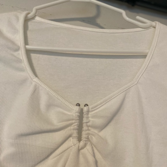 Cropped asymmetrical top - Picture 5 of 6